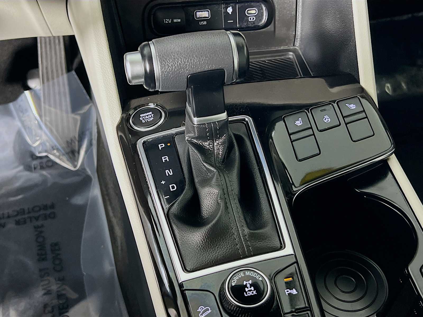 2023 Kia Sportage EX - Photo 17