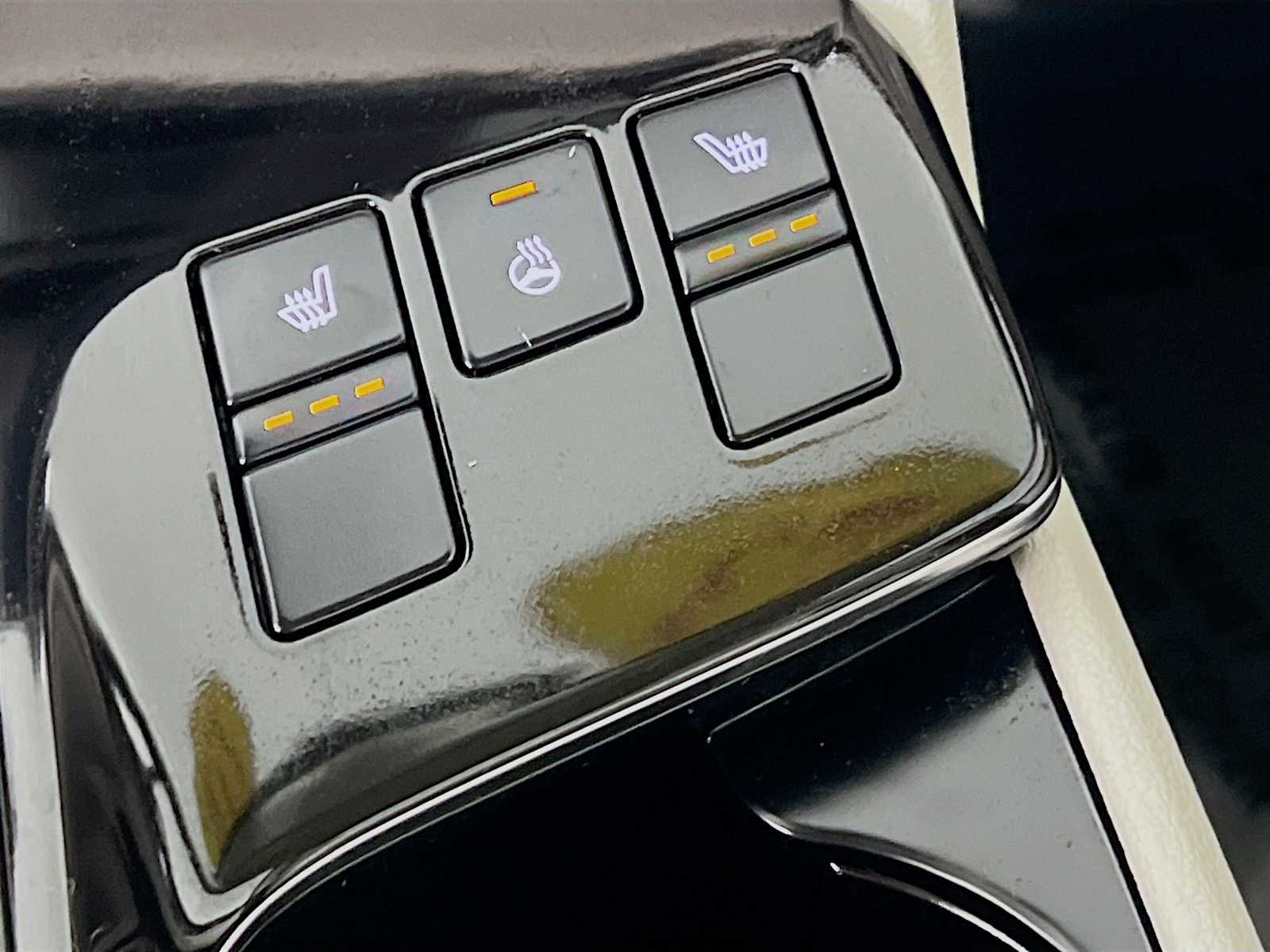 2023 Kia Sportage EX - Photo 21