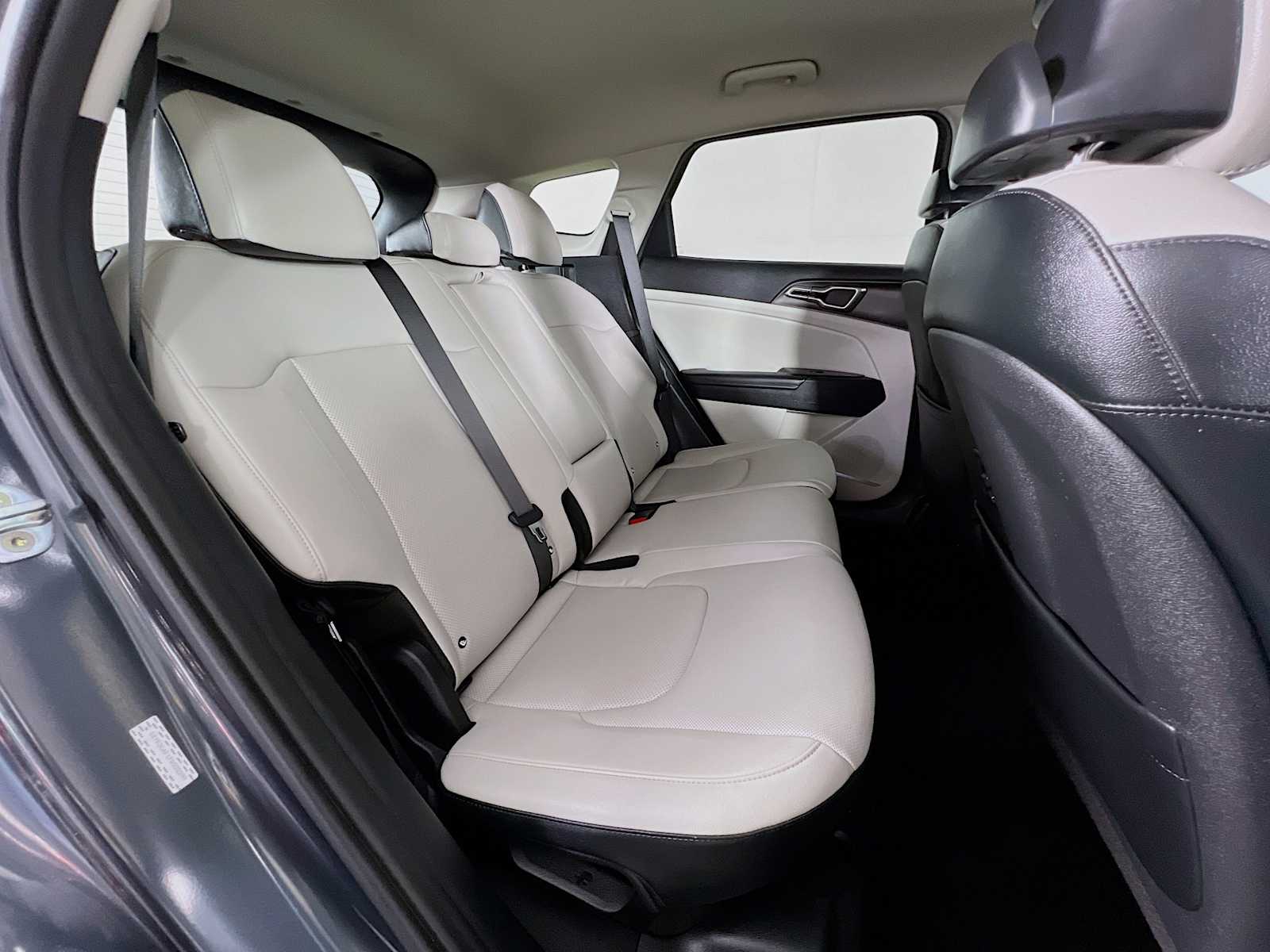 2023 Kia Sportage EX - Photo 28