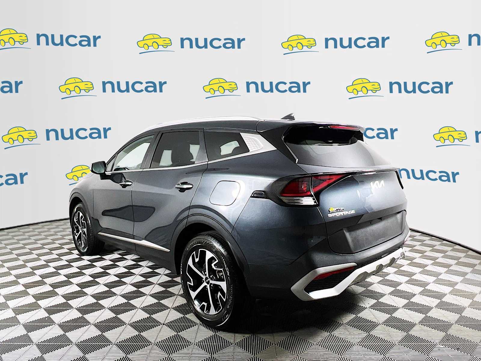 2023 Kia Sportage EX - Photo 5