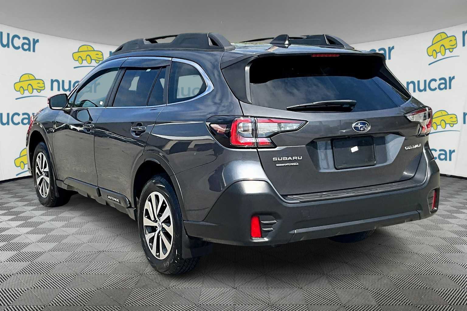 2020 Subaru Outback Premium - Photo 4