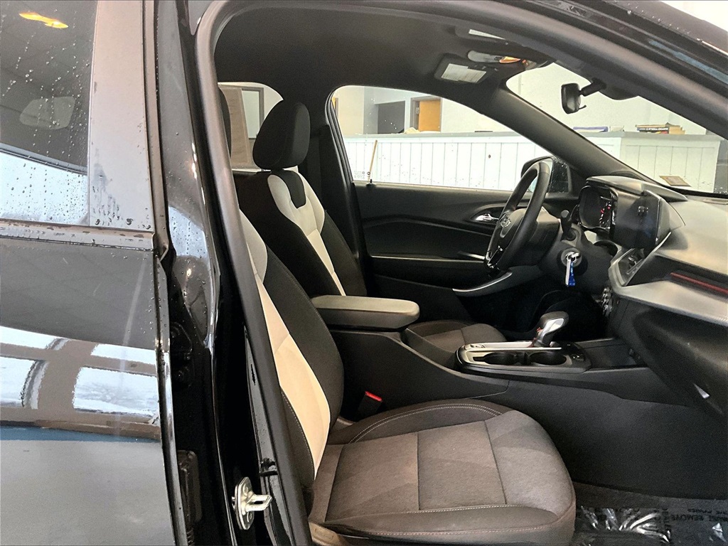 2024 Chevrolet Trax 1RS - Photo 11