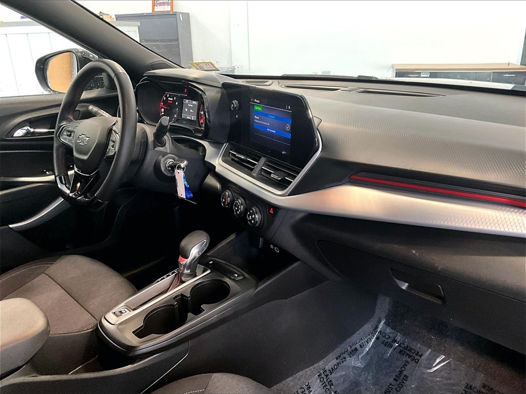 2024 Chevrolet Trax 1RS - Photo 14