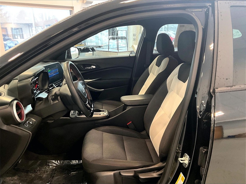 2024 Chevrolet Trax 1RS - Photo 10