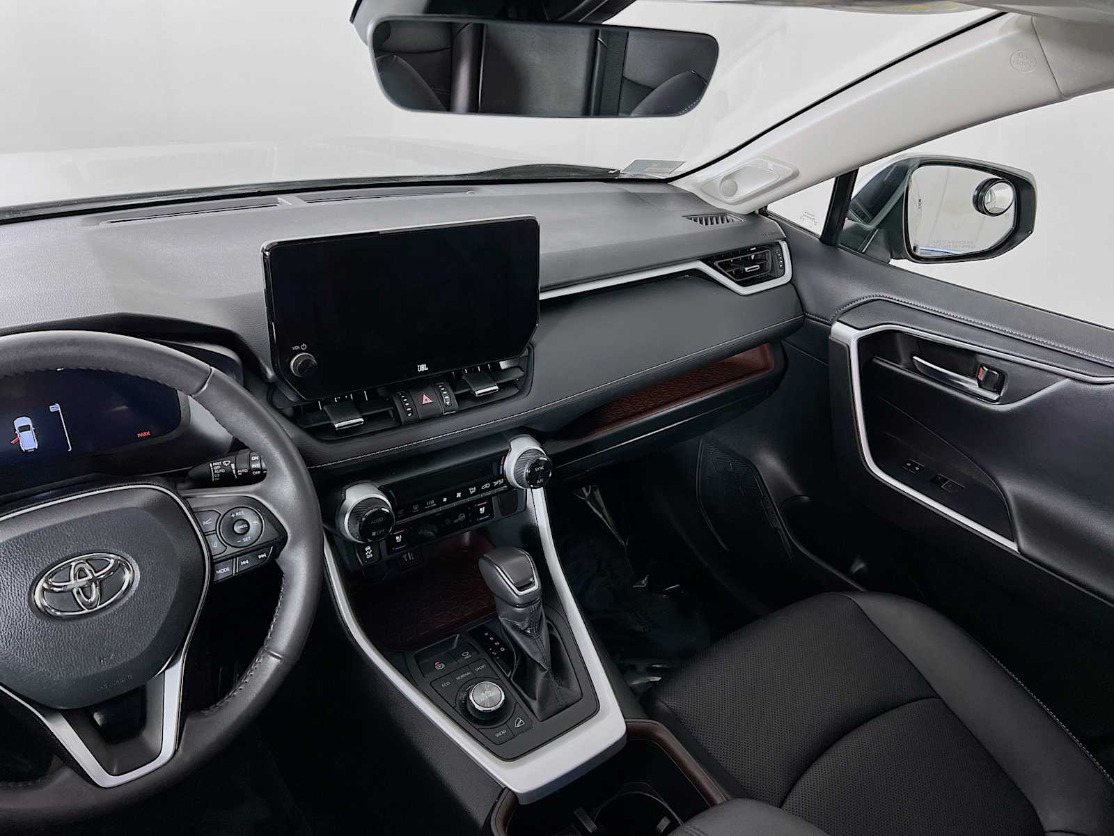 2023 Toyota RAV4 Limited - Photo 24