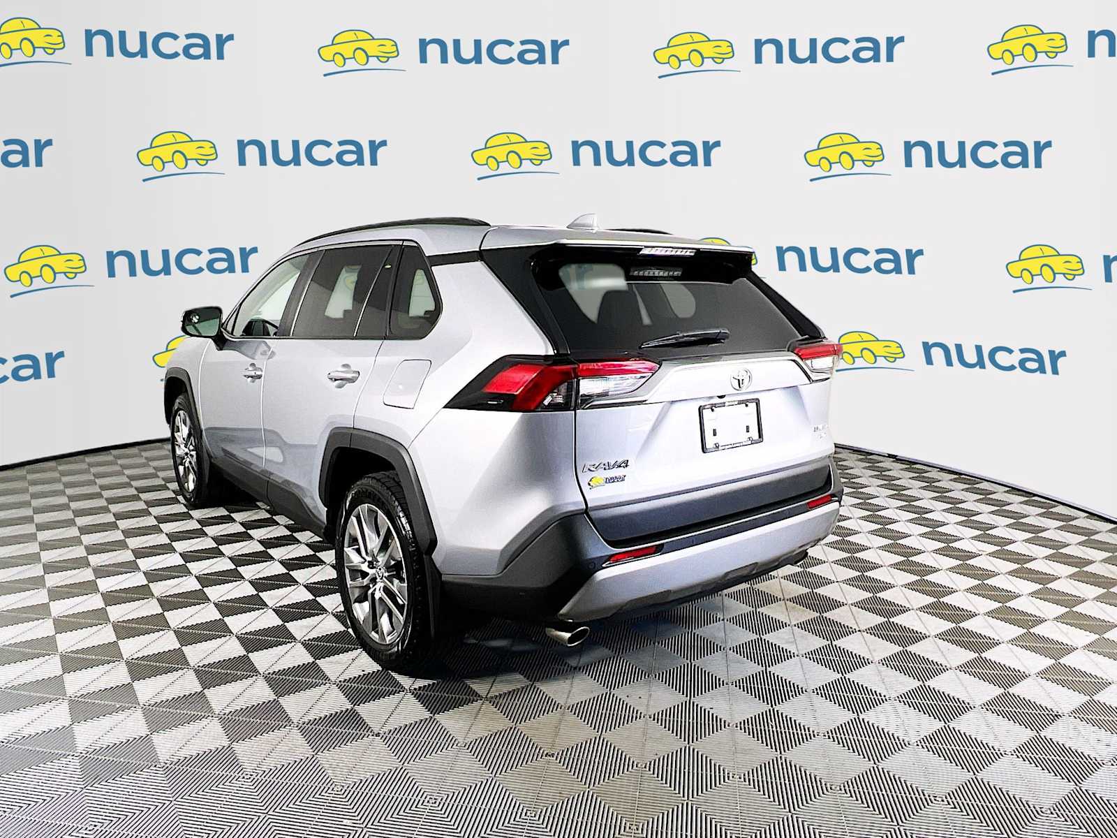 2023 Toyota RAV4 Limited - Photo 5