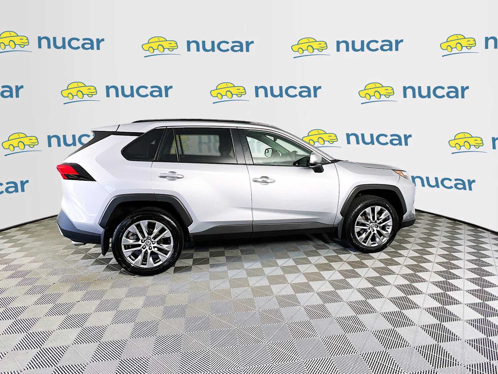 2023 Toyota RAV4 Limited - Photo 8