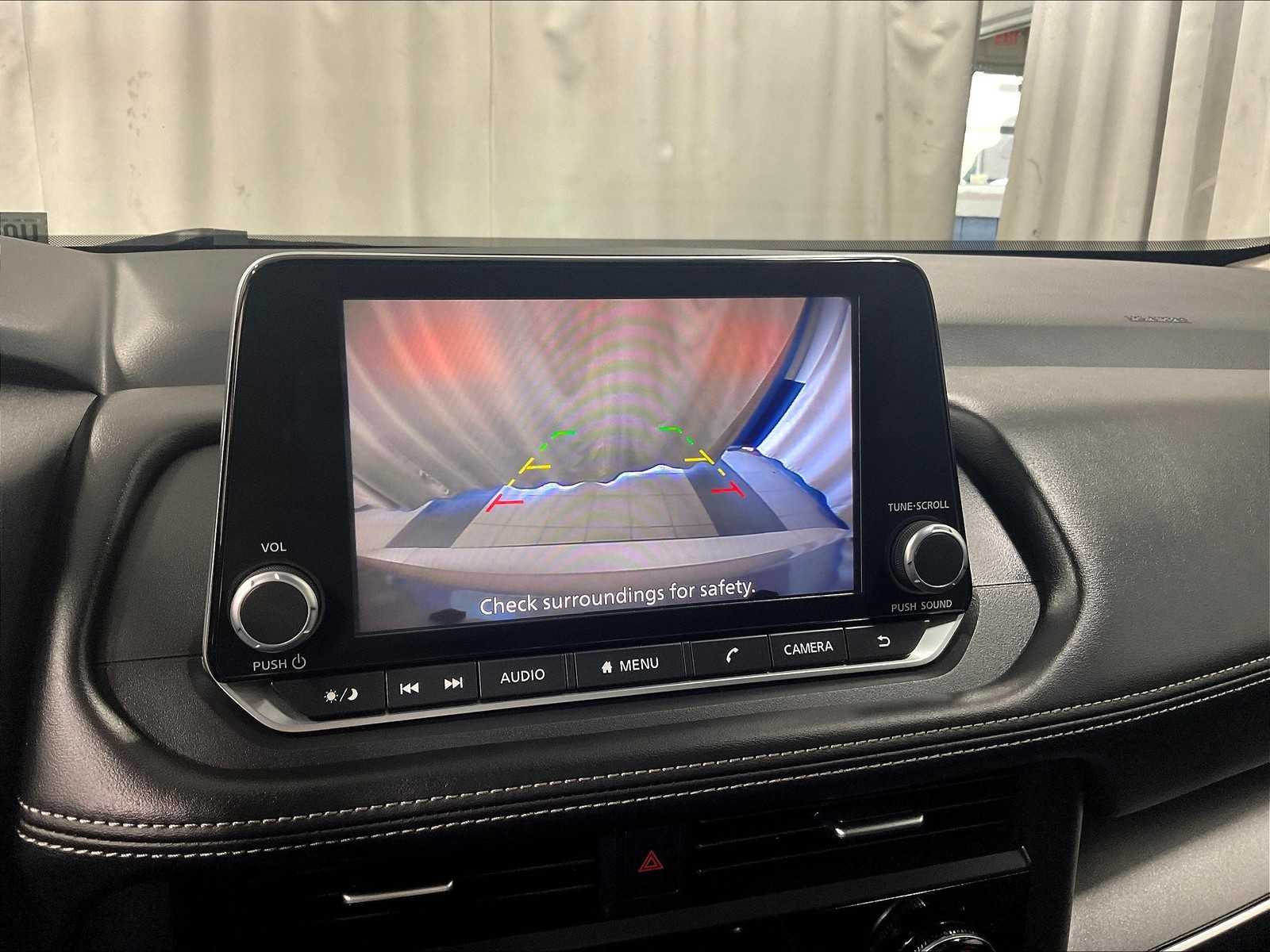 2024 Nissan Rogue SV - Photo 19