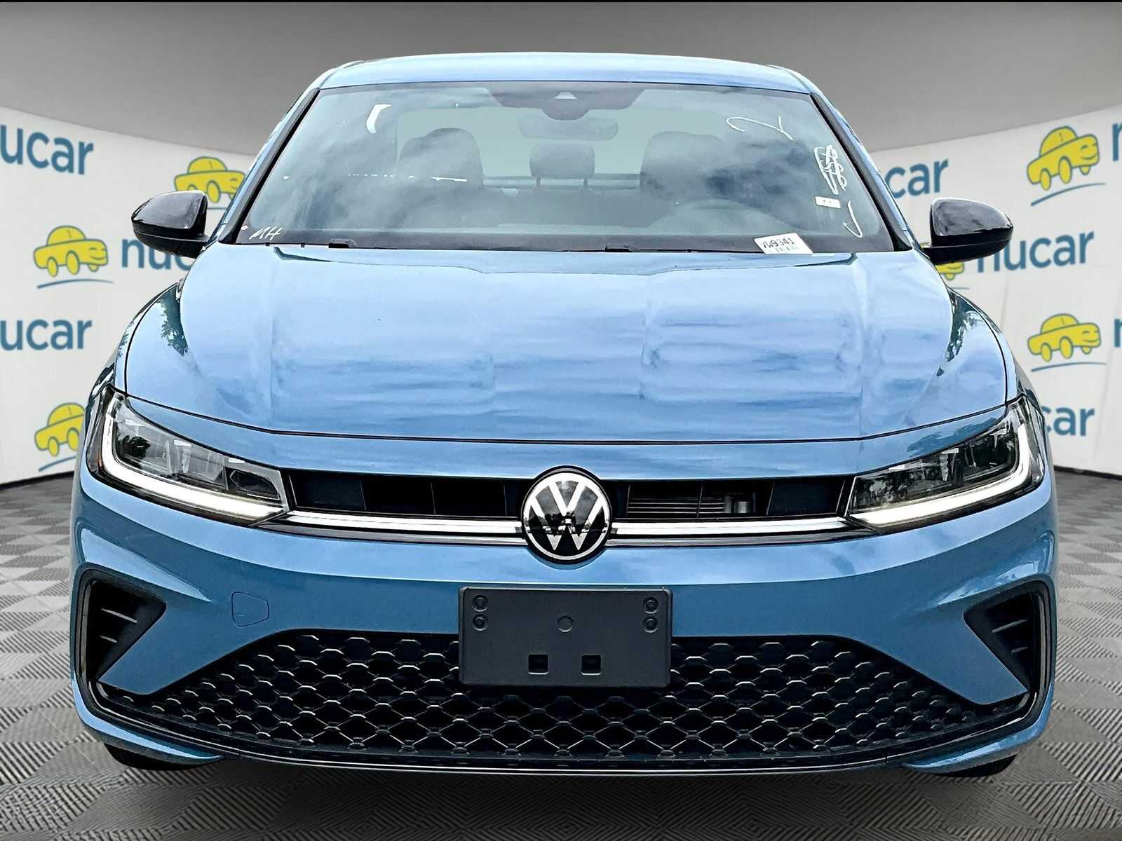 2025 Volkswagen Jetta Sport - Photo 3