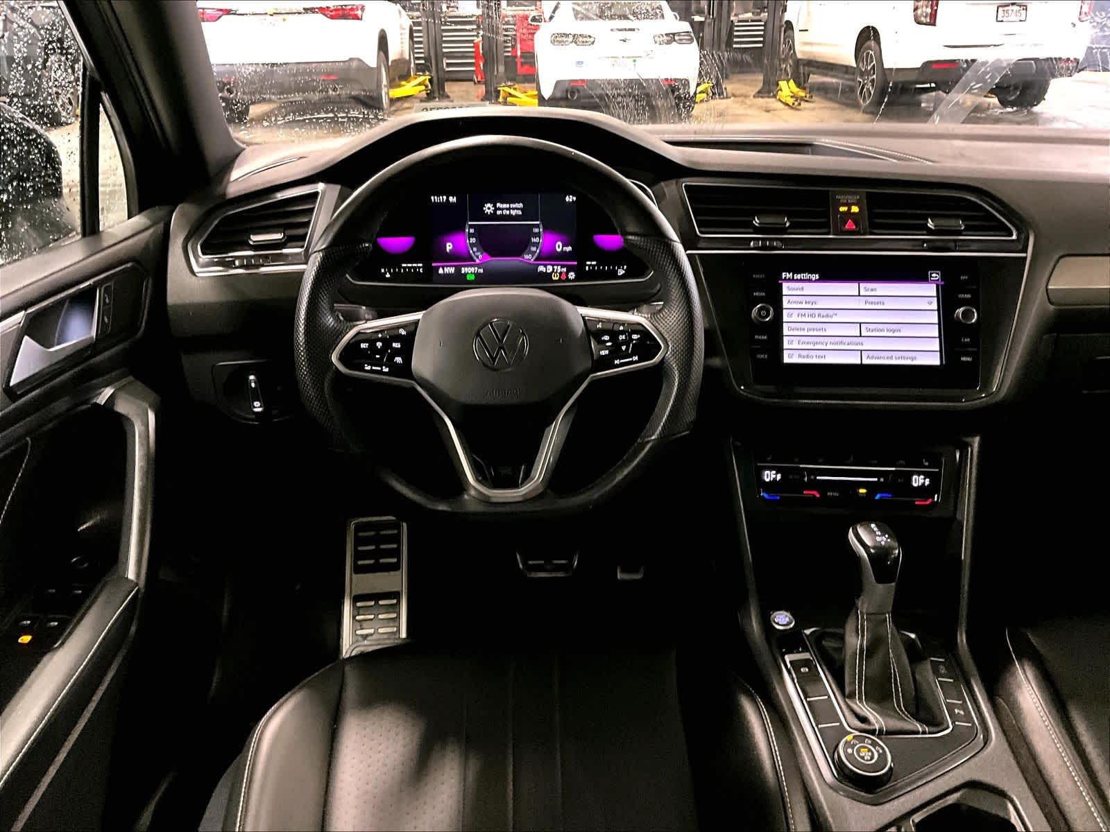 2022 Volkswagen Tiguan SE R-Line Black - Photo 12
