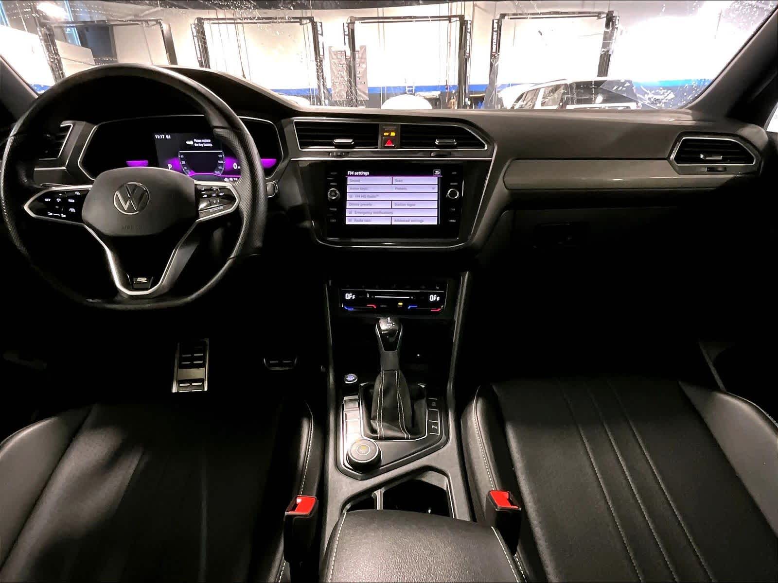 2022 Volkswagen Tiguan SE R-Line Black - Photo 16