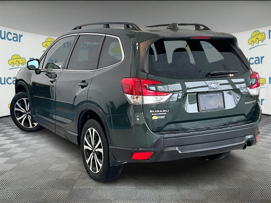 2023 Subaru Forester Limited - Photo 4