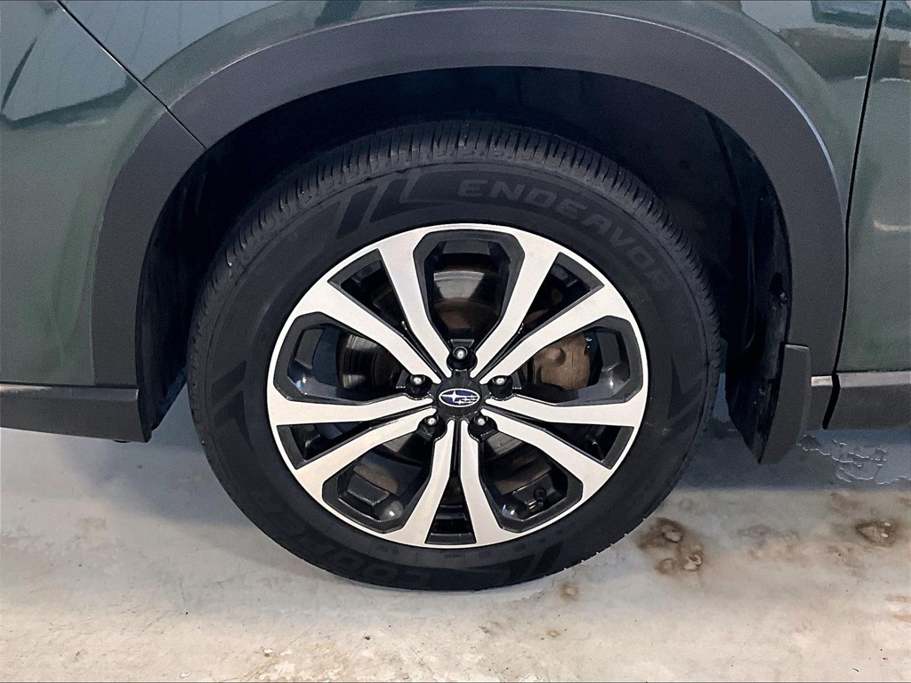 2023 Subaru Forester Limited - Photo 7