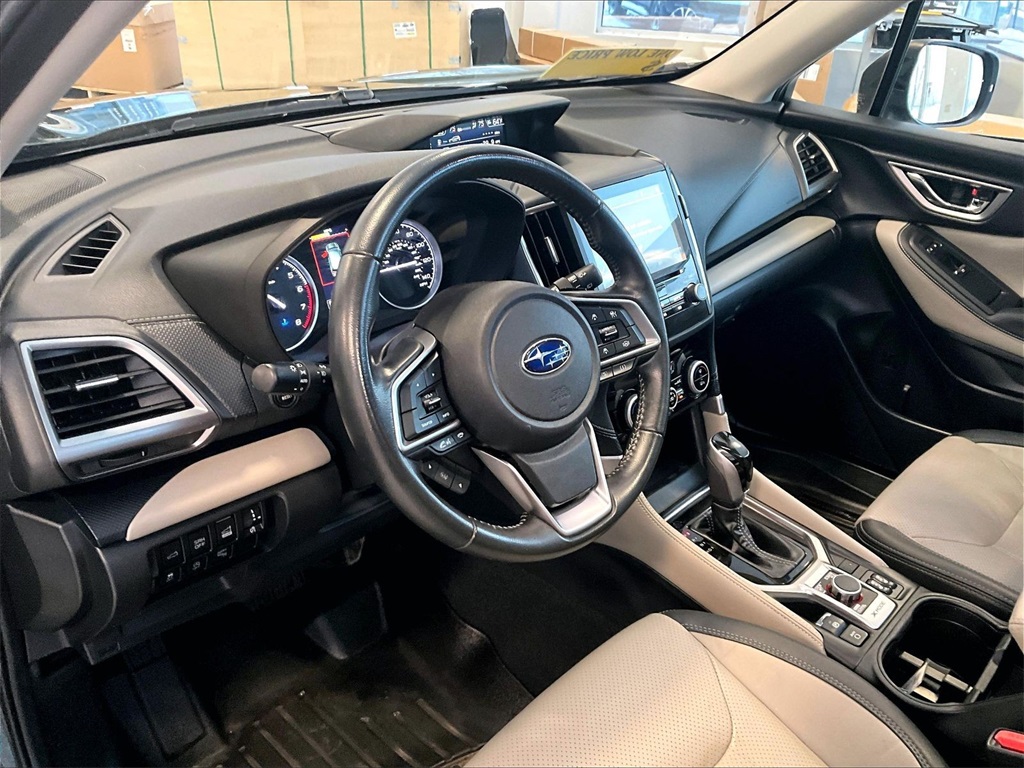 2023 Subaru Forester Limited - Photo 8