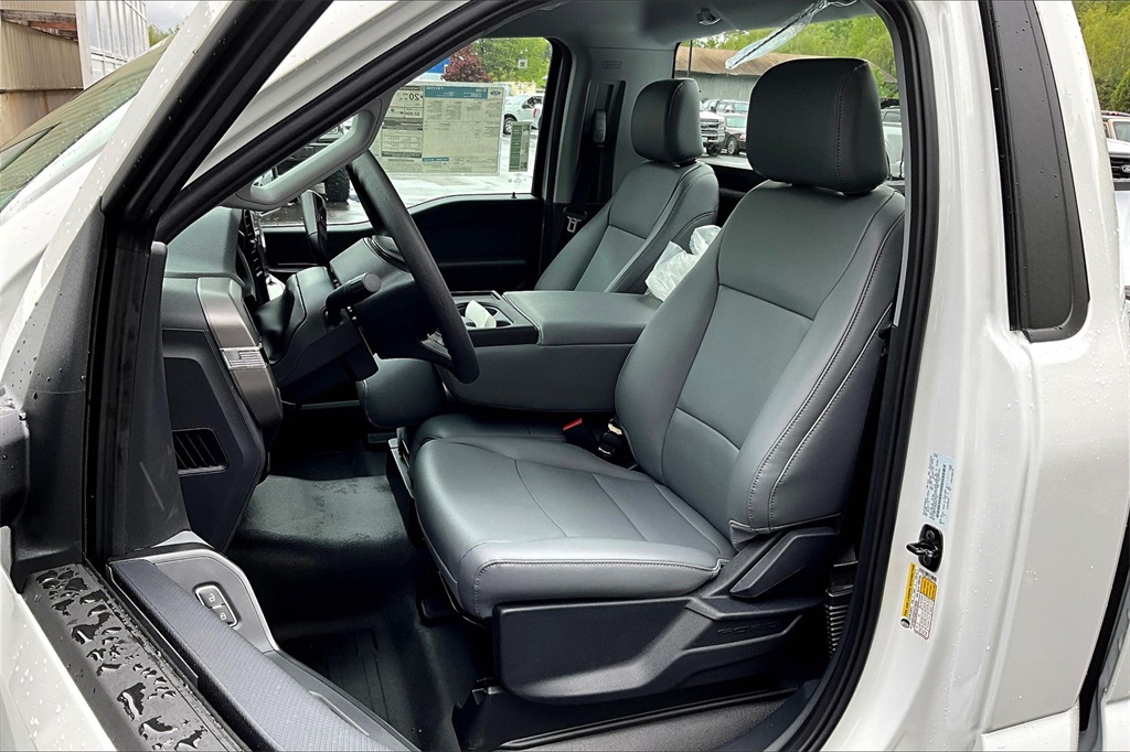 2025 Ford F-150 XL - Photo 9