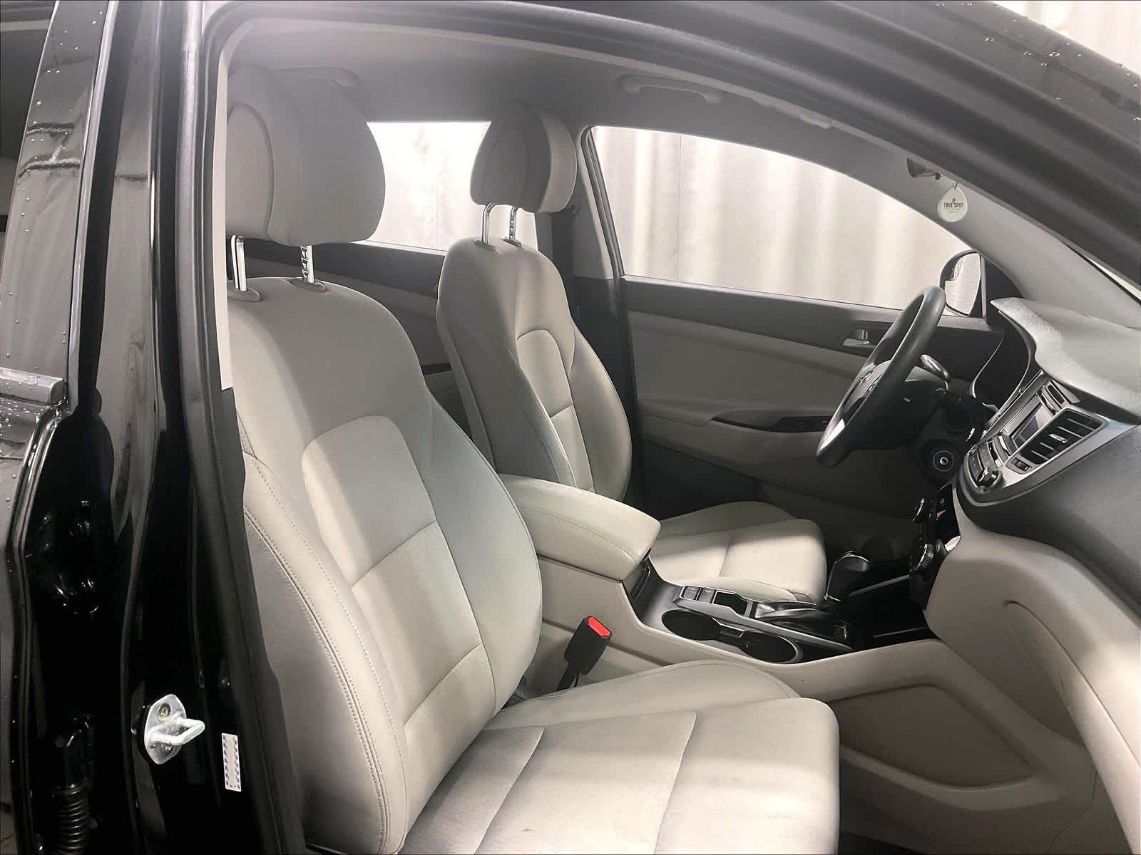 2018 Hyundai Tucson SE - Photo 11