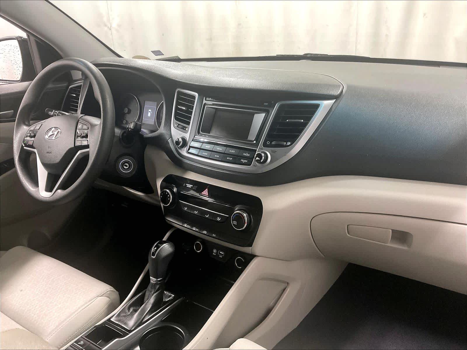 2018 Hyundai Tucson SE - Photo 14