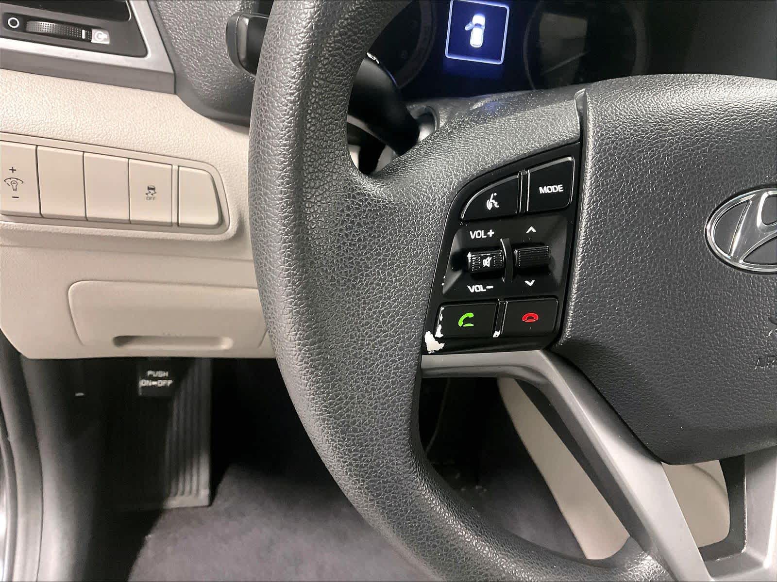 2018 Hyundai Tucson SE - Photo 23