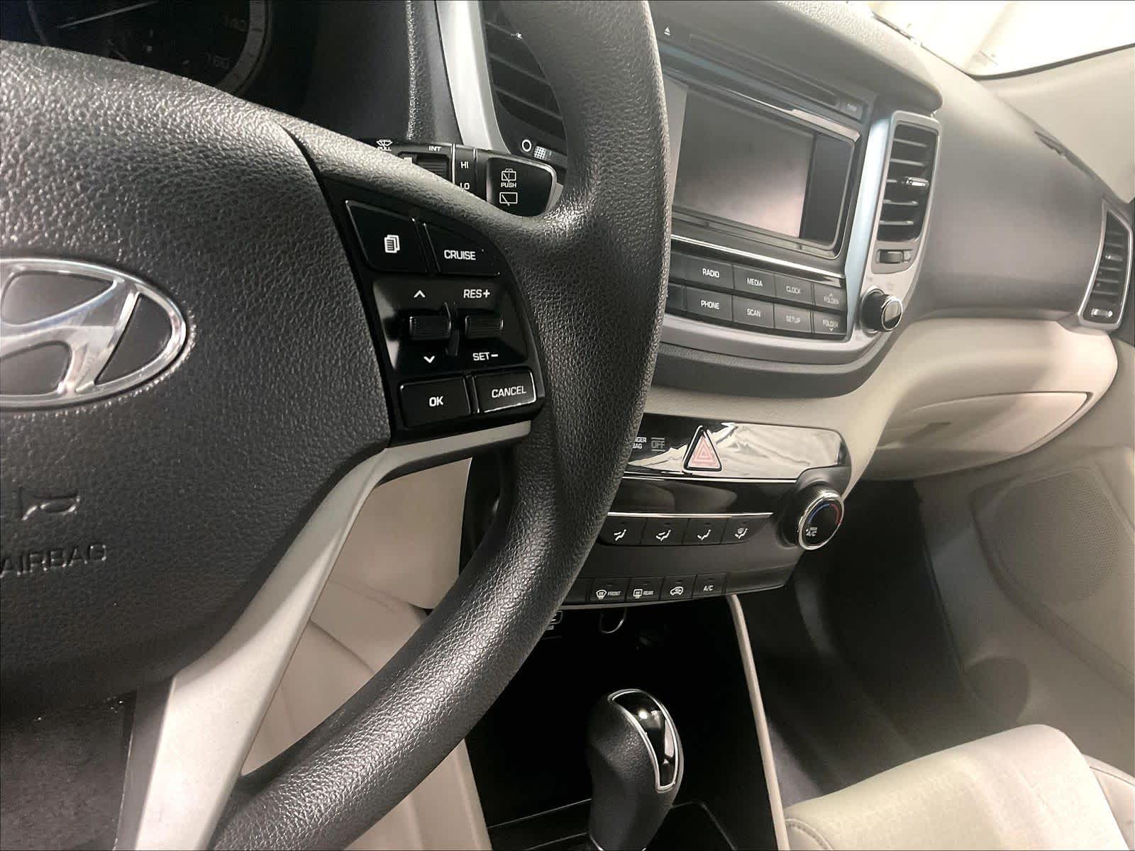 2018 Hyundai Tucson SE - Photo 24