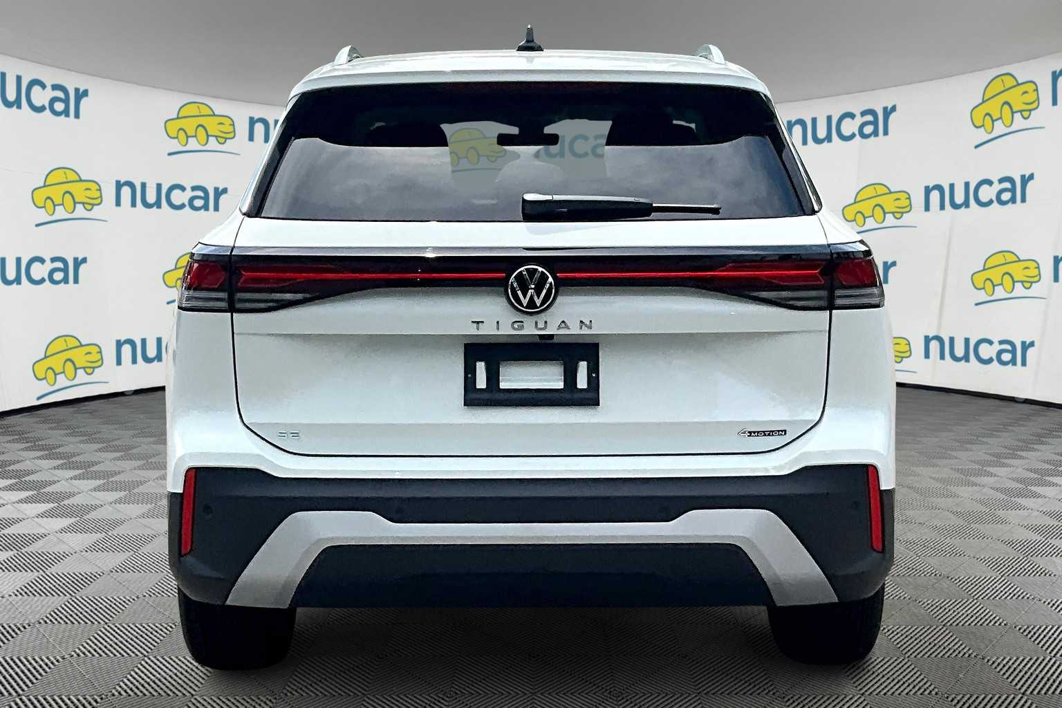 2025 Volkswagen Tiguan SE - Photo 6