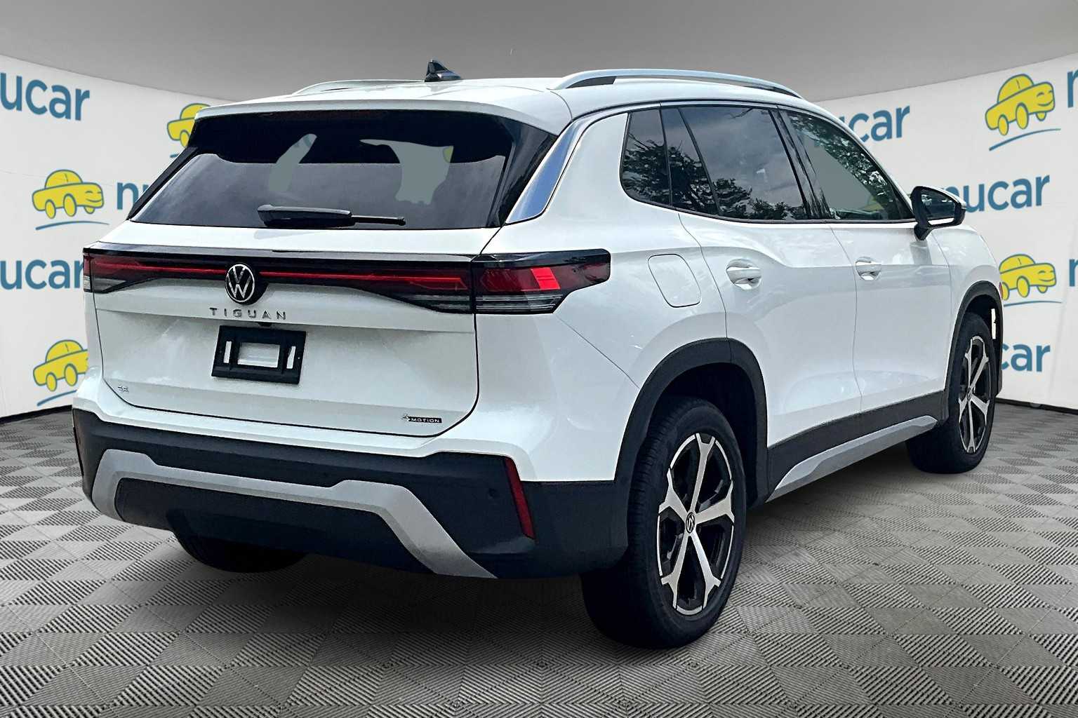 2025 Volkswagen Tiguan SE - Photo 7