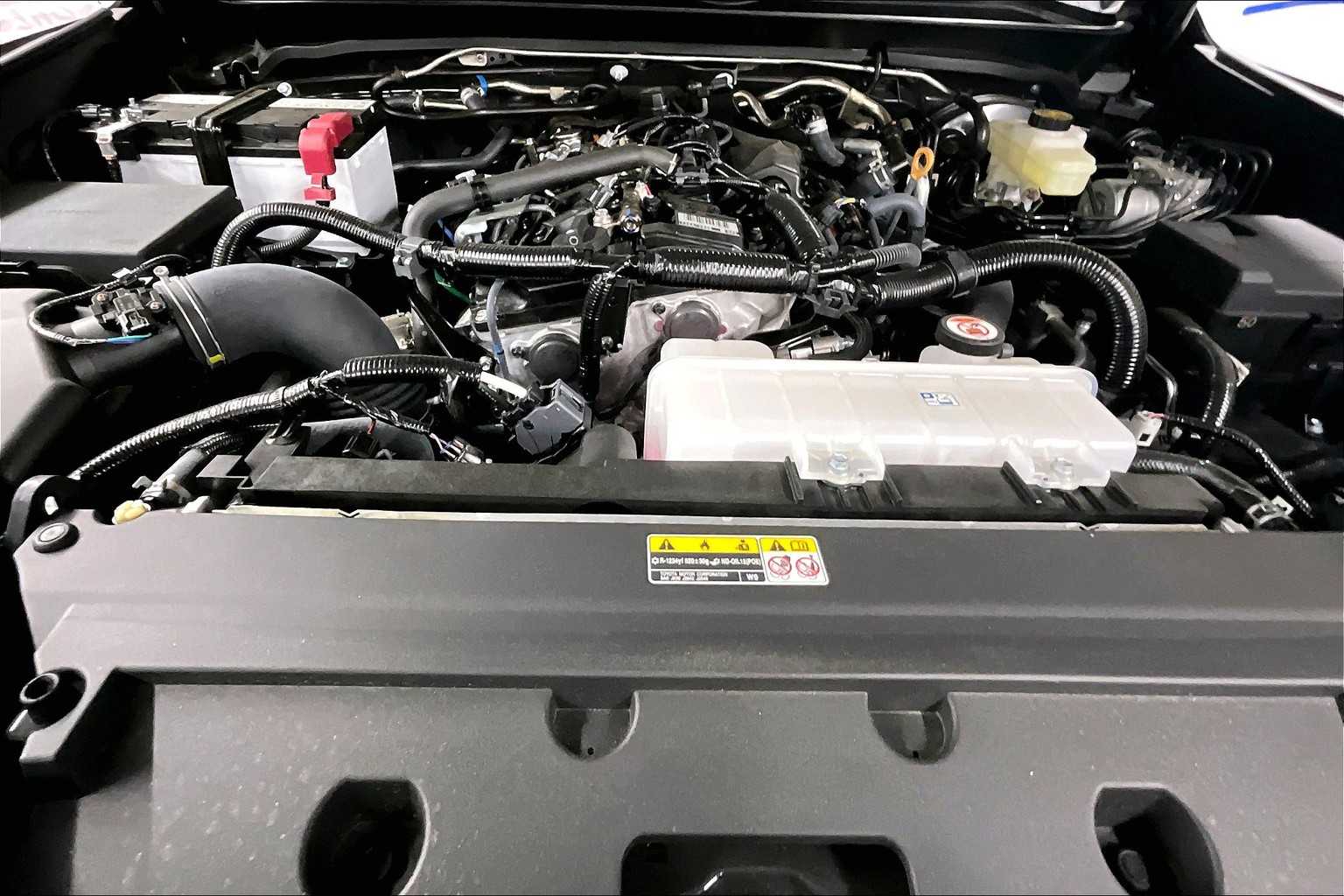 2025 Toyota Tacoma Limited - Photo 16