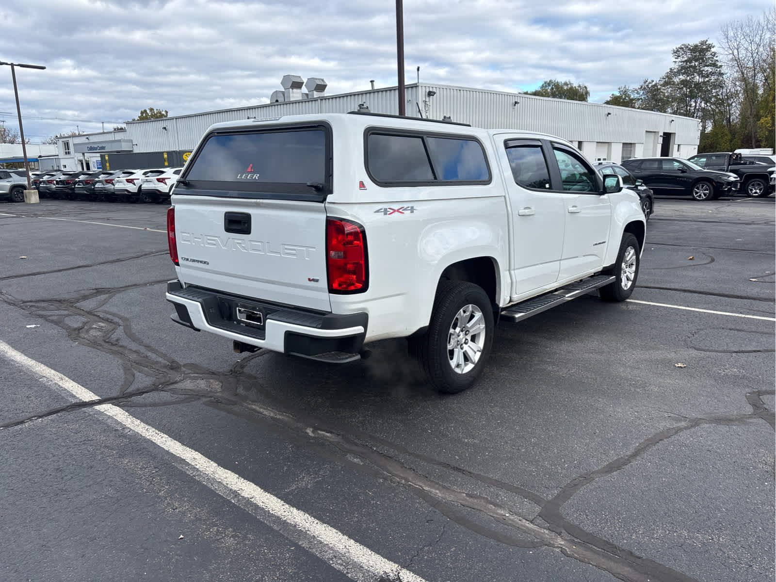 2021 Chevrolet Colorado 4WD LT - Photo 5