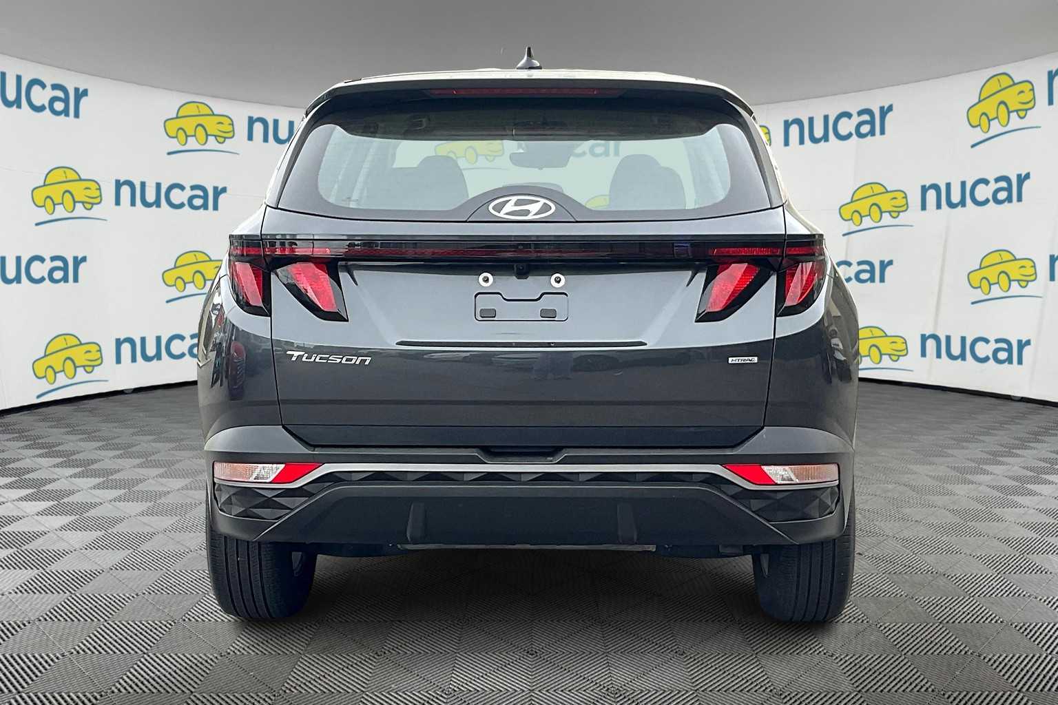 2022 Hyundai Tucson SE - Photo 5