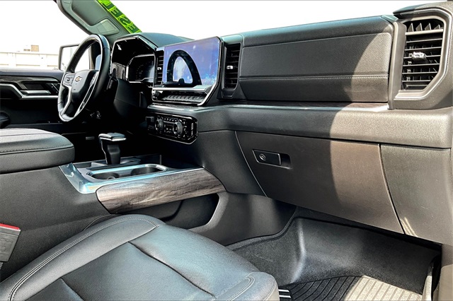 2023 Chevrolet Silverado 1500 LTZ - Photo 13