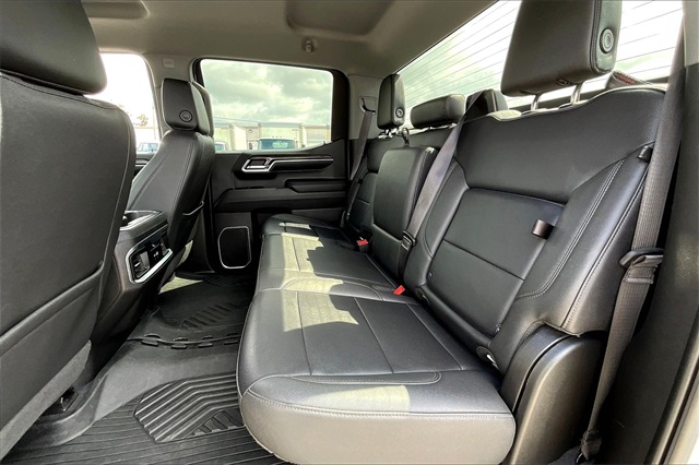 2023 Chevrolet Silverado 1500 LTZ - Photo 14