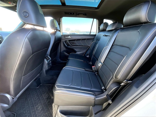2022 Volkswagen Tiguan 2.0T SEL R-Line - Photo 14
