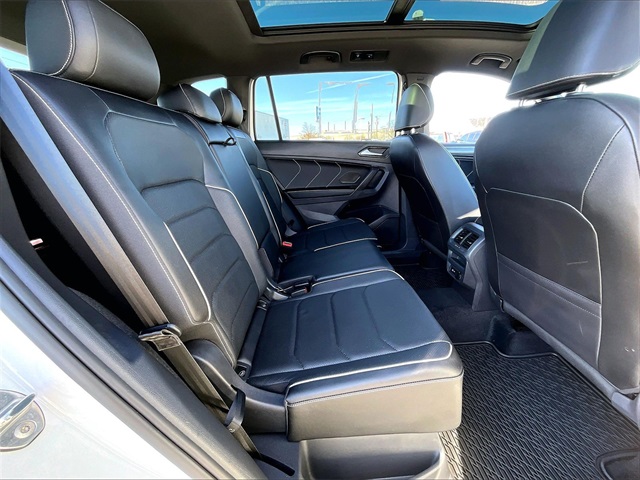 2022 Volkswagen Tiguan 2.0T SEL R-Line - Photo 15