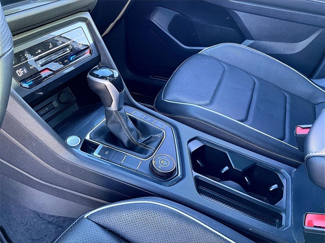 2022 Volkswagen Tiguan 2.0T SEL R-Line - Photo 19