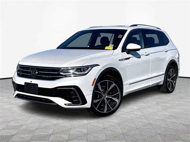 2022 Volkswagen Tiguan 2.0T SEL R-Line - Photo 3
