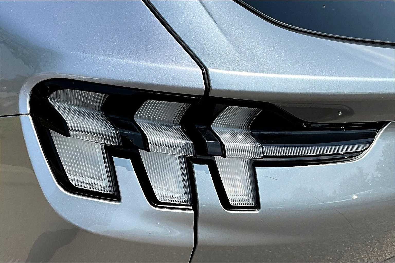 2021 Ford Mustang Mach-E Premium - Photo 32