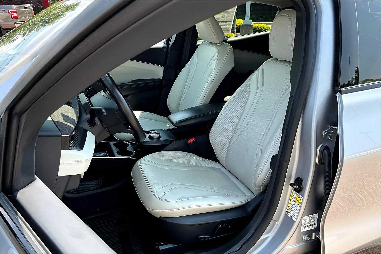 2021 Ford Mustang Mach-E Premium - Photo 10