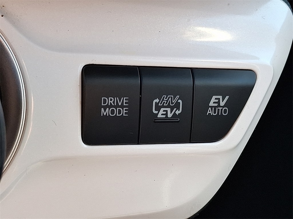 2017 Toyota Prius Prime HYBRID - Photo 23