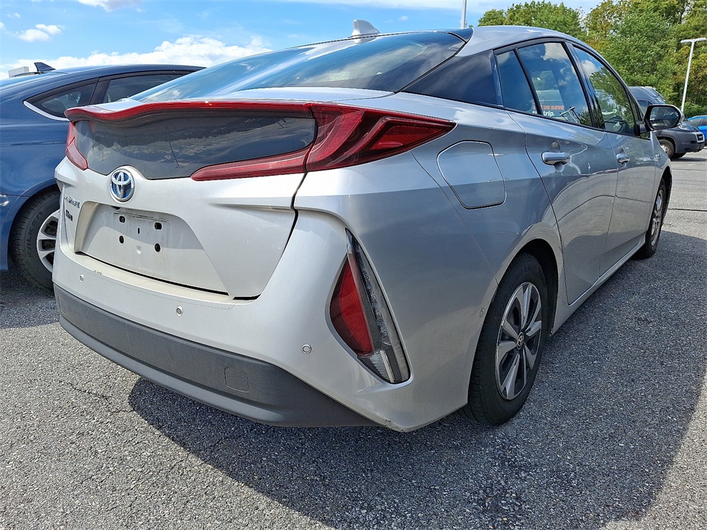 2017 Toyota Prius Prime HYBRID - Photo 6