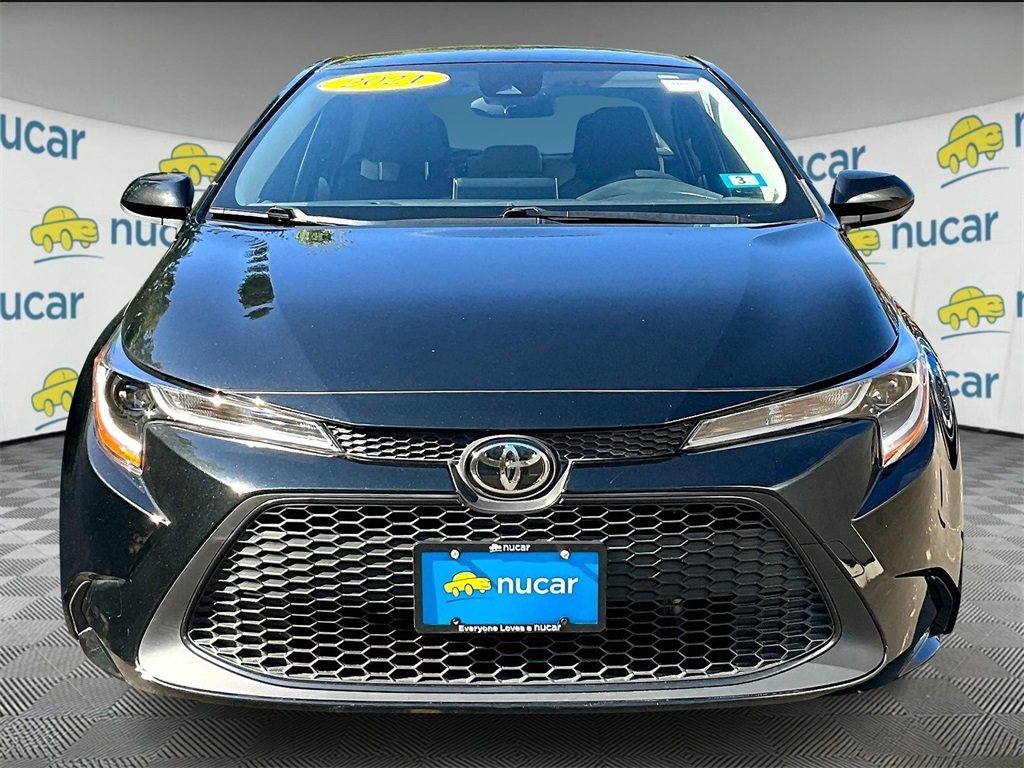 2021 Toyota Corolla LE - Photo 2