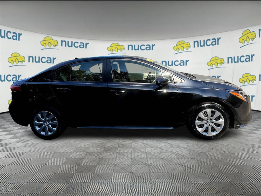 2021 Toyota Corolla LE - Photo 9