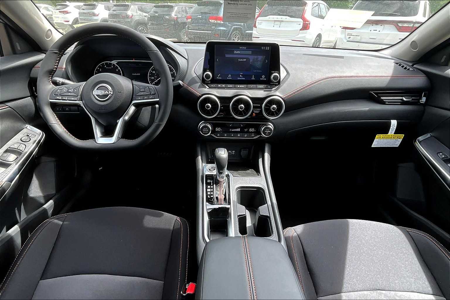 2025 Nissan Sentra SR - Photo 12