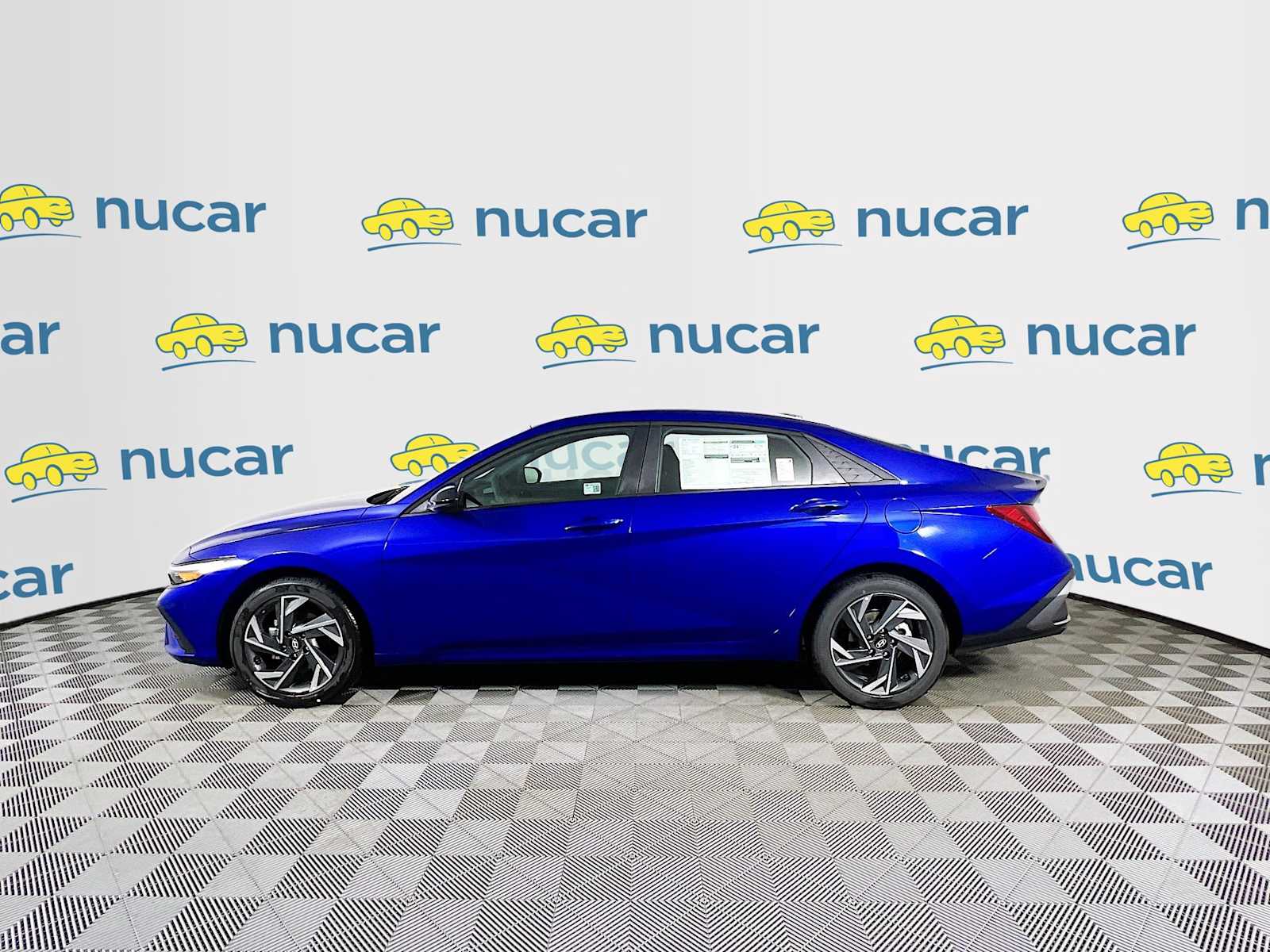 2025 Hyundai Elantra SEL Sport - Photo 3