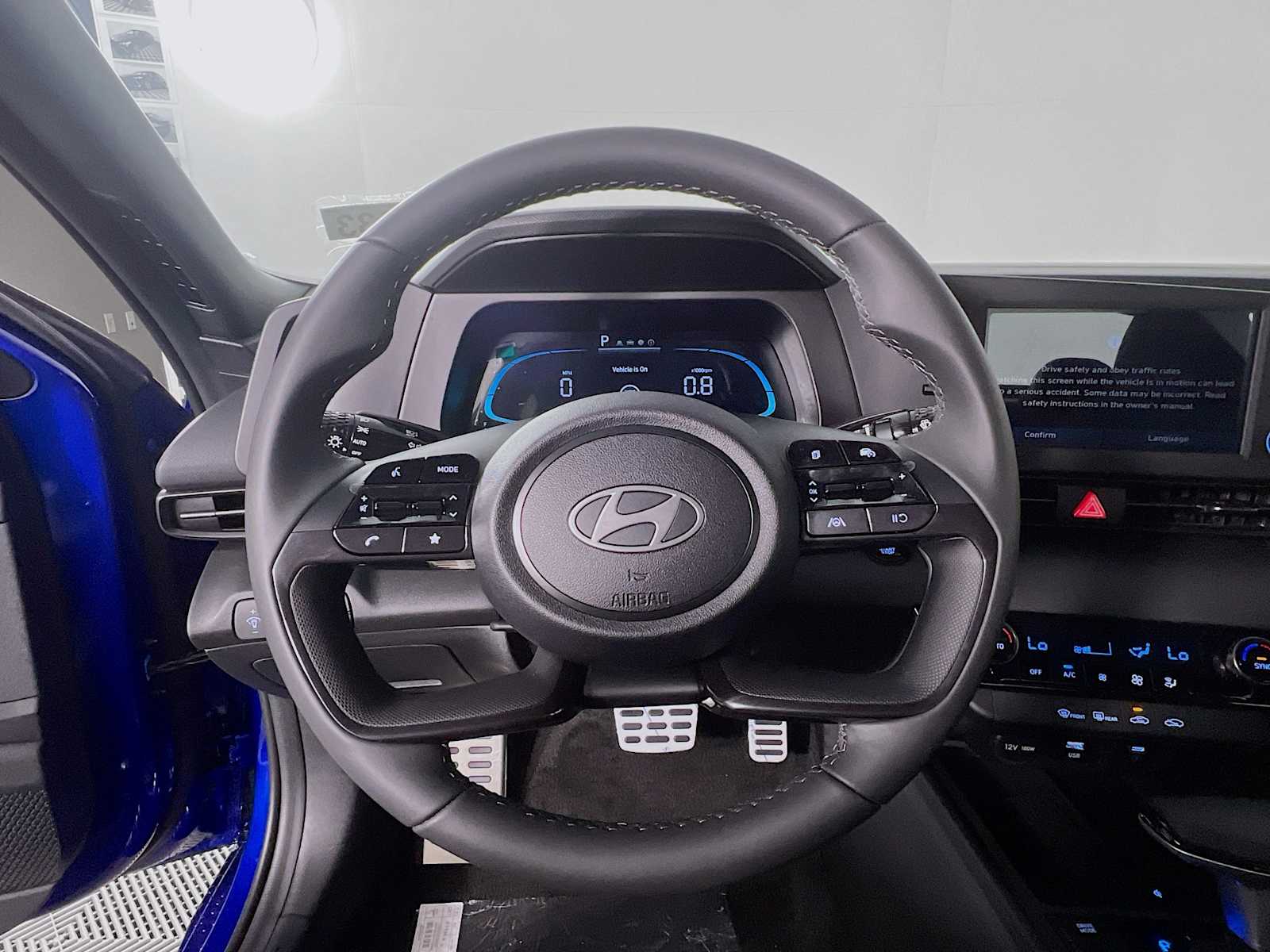 2025 Hyundai Elantra SEL Sport - Photo 7