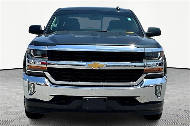 2018 Chevrolet Silverado 1500 LT - Photo 2