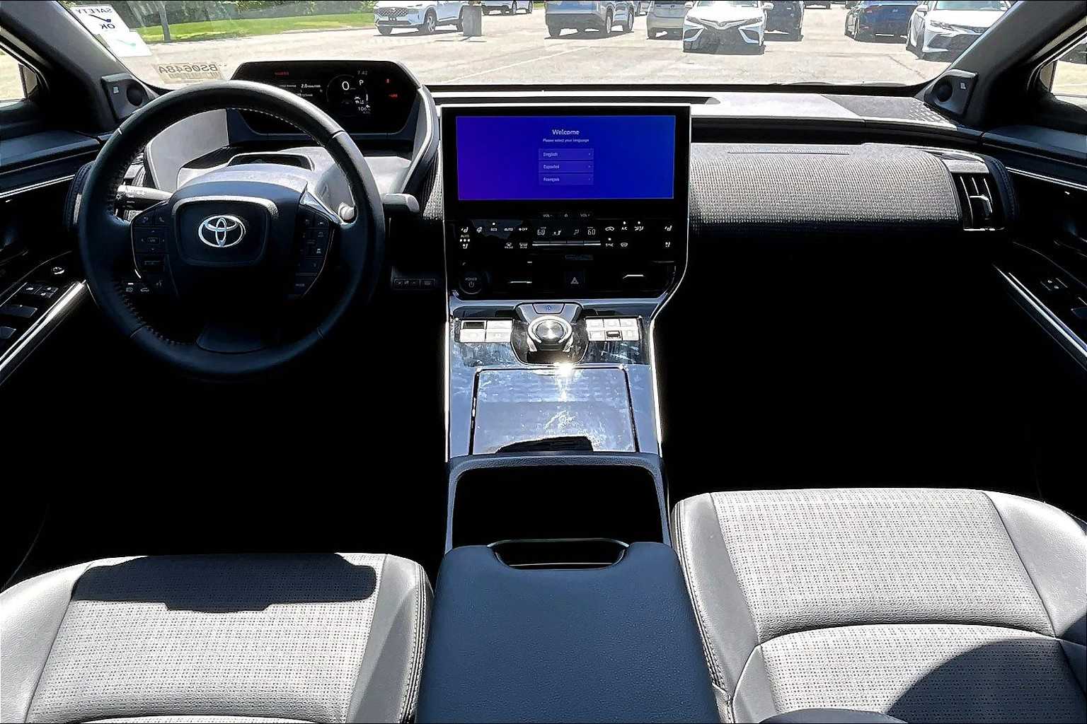 2024 Toyota bZ4X Limited - Photo 21
