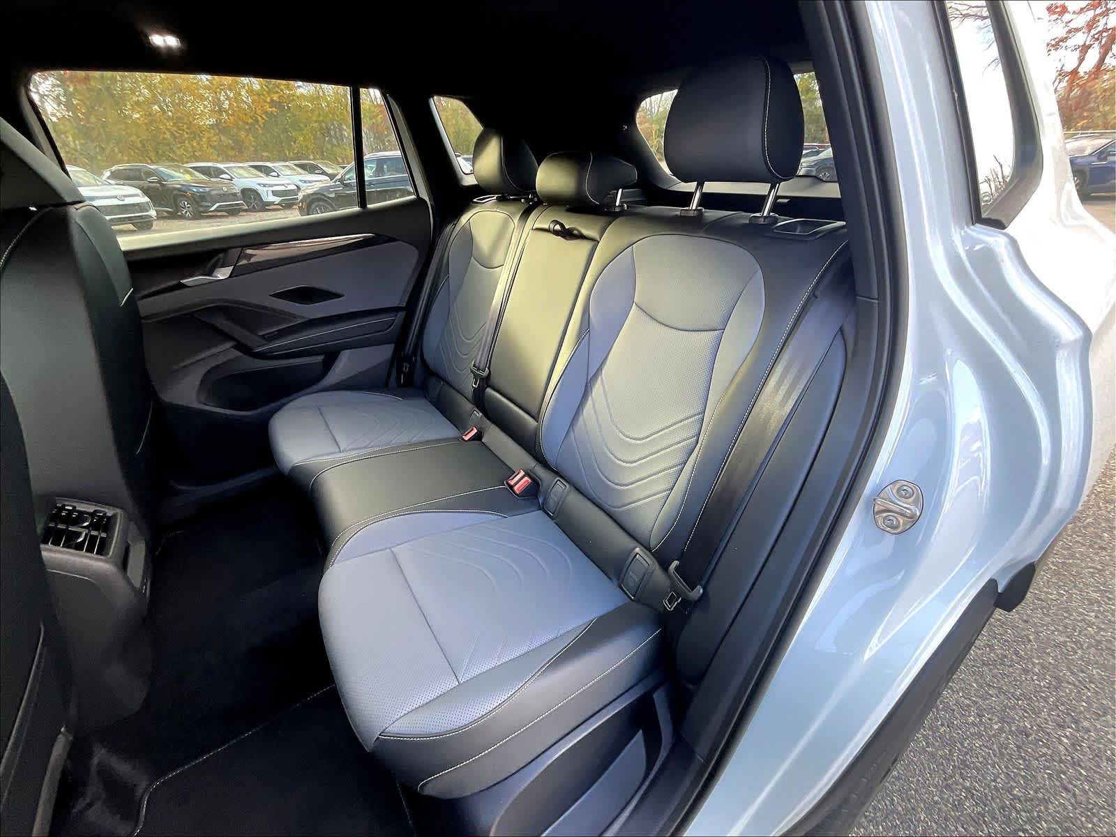2025 Volkswagen Tiguan SE R-Line Black - Photo 15