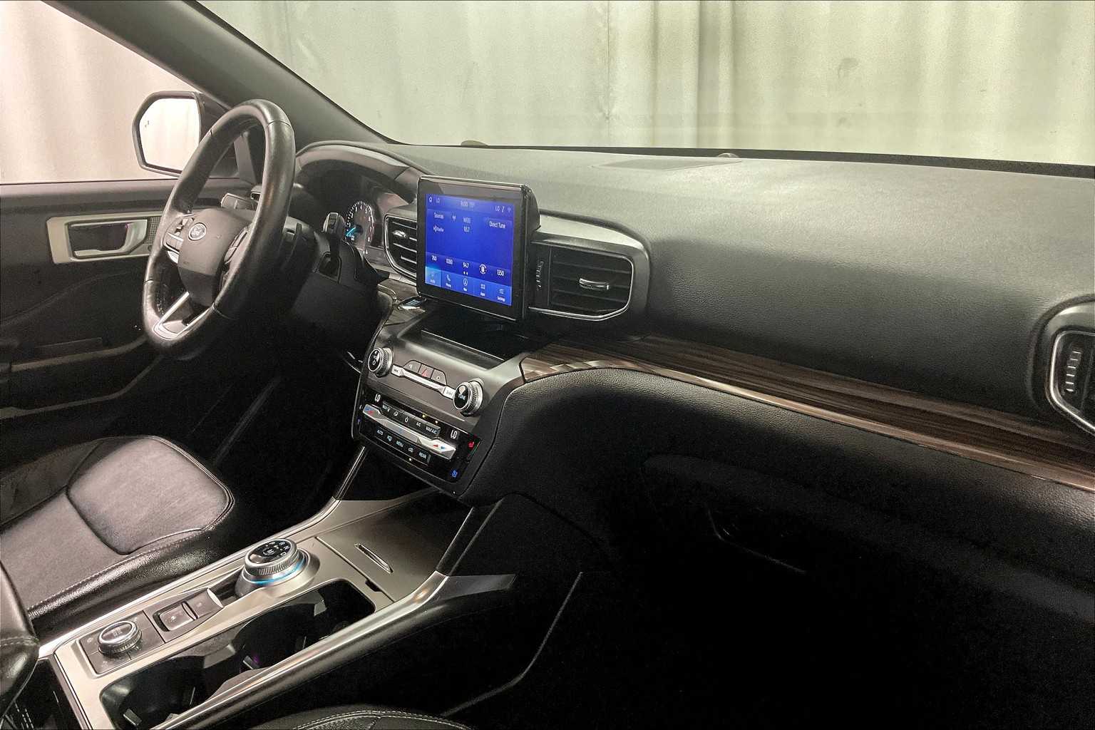 2020 Ford Explorer Limited - Photo 14