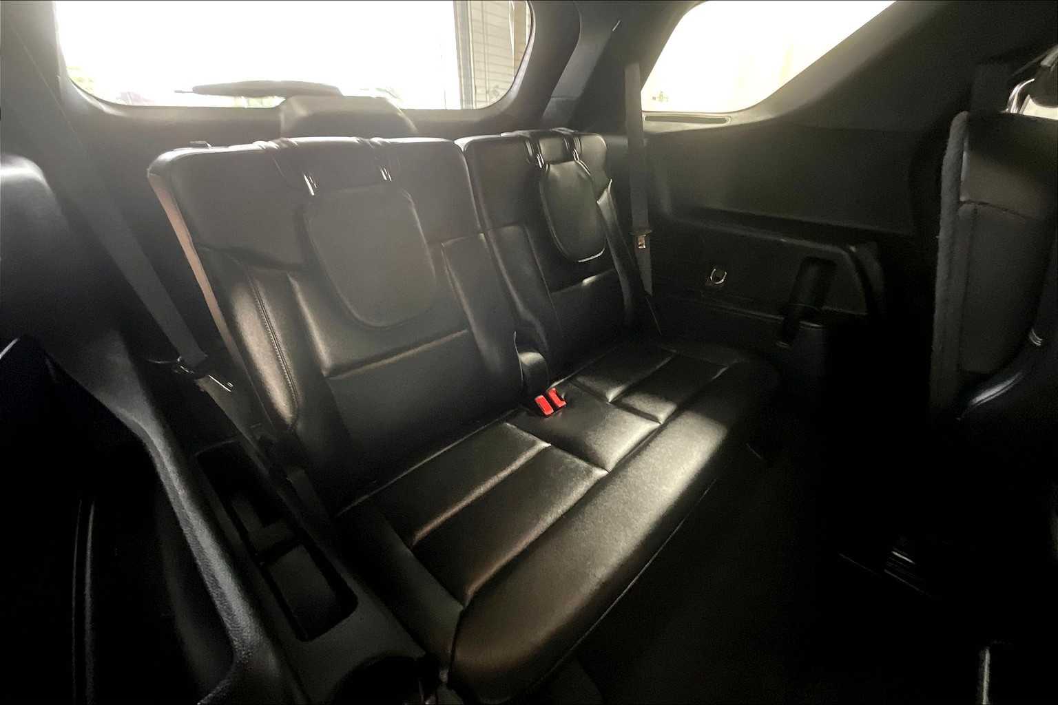 2020 Ford Explorer Limited - Photo 17