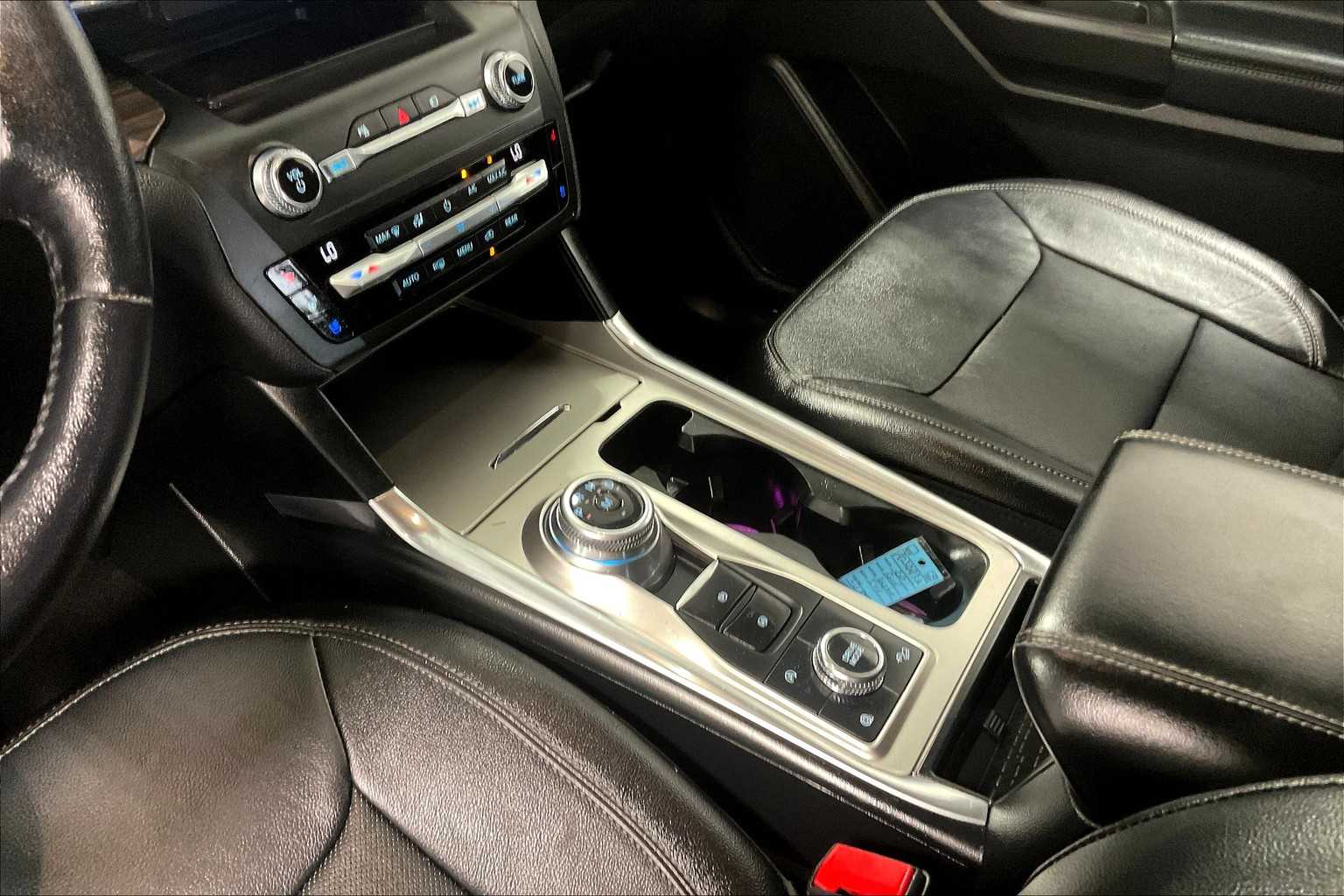 2020 Ford Explorer Limited - Photo 21