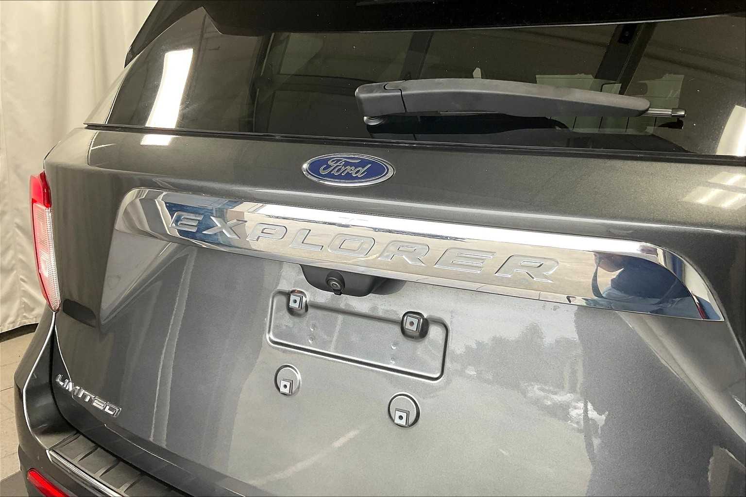 2020 Ford Explorer Limited - Photo 30